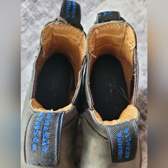 SOLD - Blundstone boots sz 3.5 (6.5 US) - Picture 4 of 6